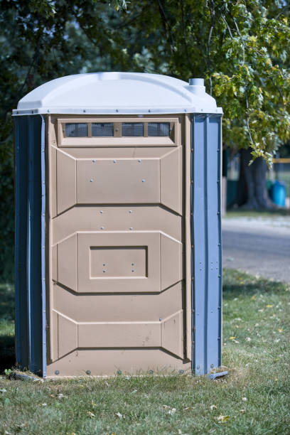 Best Portable bathroom rental  in Central High, OK